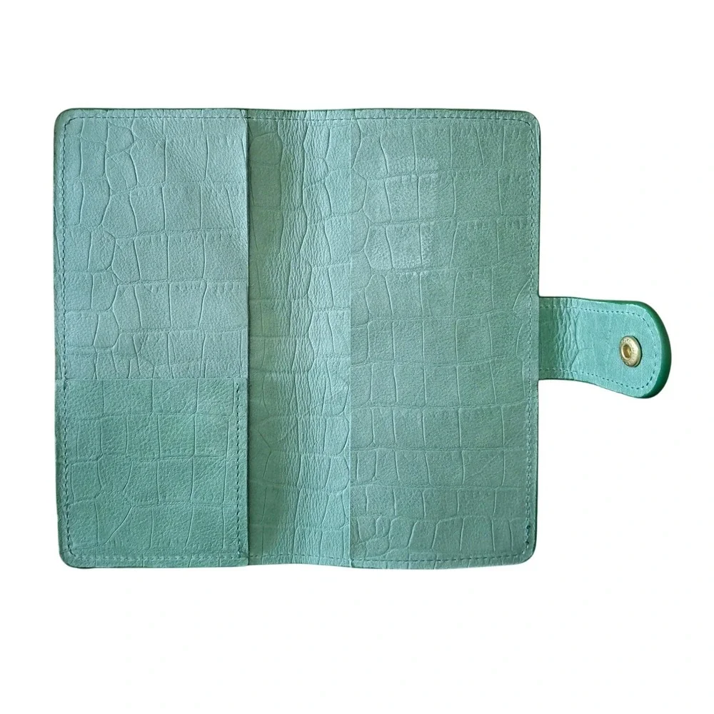 Mint Green‎ Crocodile Embossed Leather Slim Bifold Wallet Snap Closure